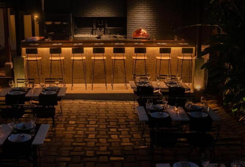 Havelock Place Bungalow