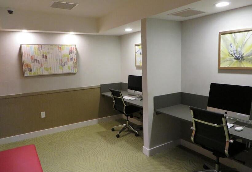 בית מלון כפרי Aventura