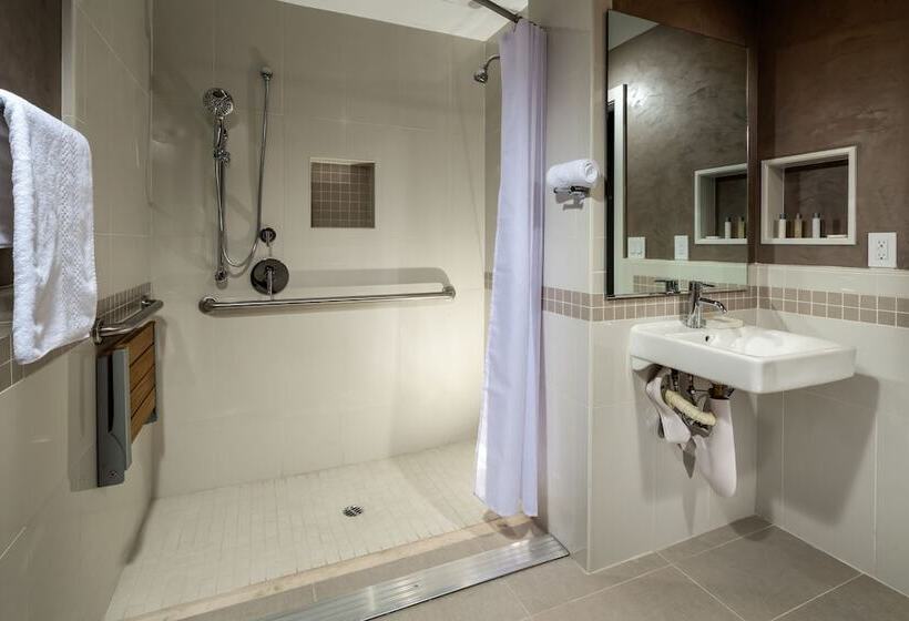 בית מלון כפרי Aventura