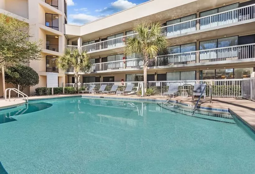 هتل Spark By Hilton Hilton Head Island
