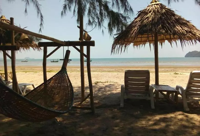 酒店 Blue Beach Resort