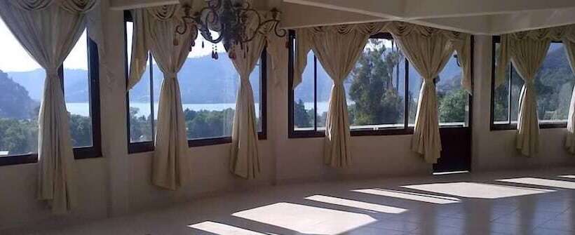 Отель El Ciprés