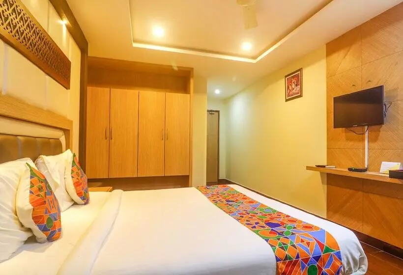 Fabhotel Keerthi S Anupama Nr Indira Gandhi Stadium