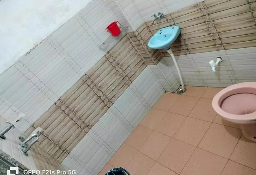 هتل Ganga Monastery