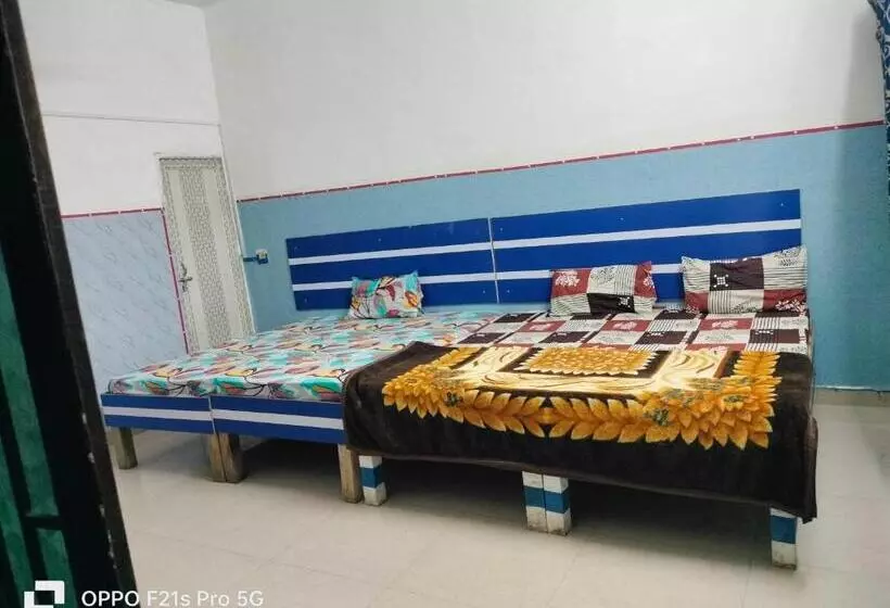 هتل Ganga Monastery