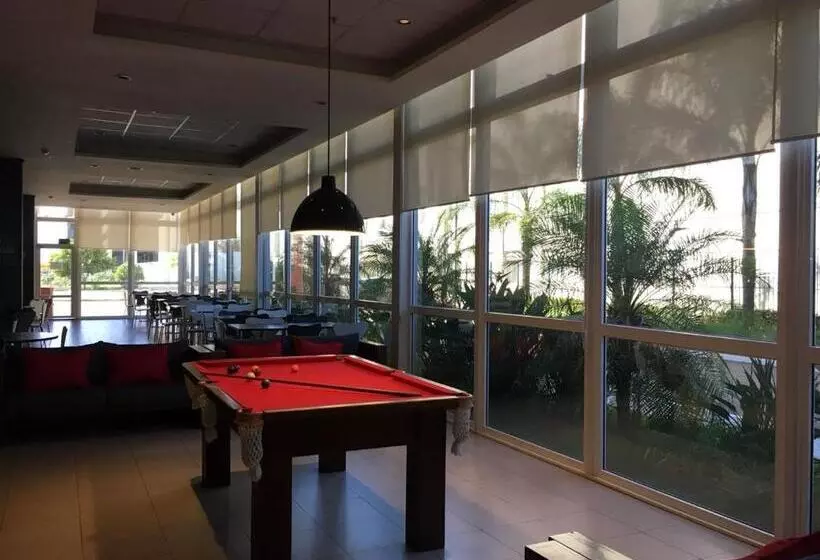 בית מלון כפרי Ibis Canoas Shopping