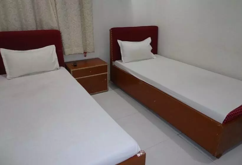 호텔 Jyoti Guest House