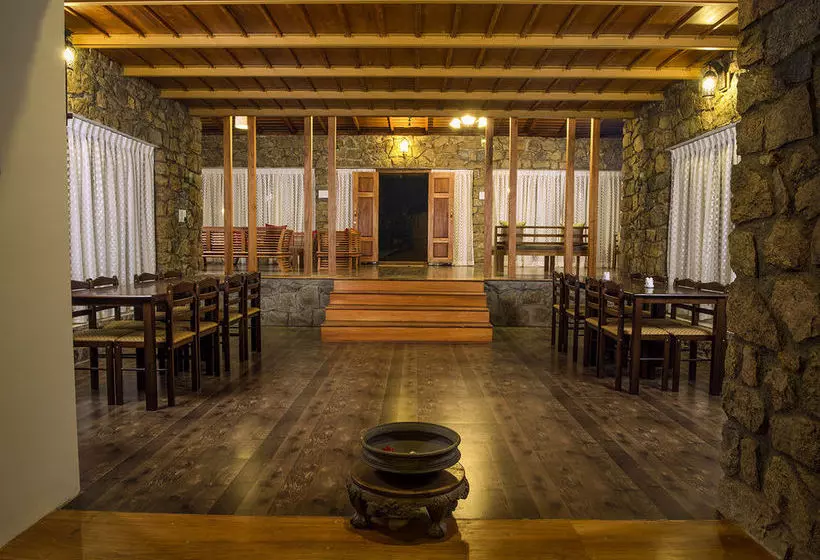 Отель Neelakurunji Plantation Munnar