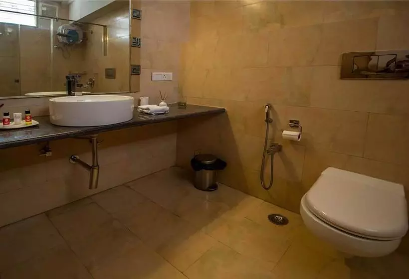 ホテル Oyo Apartments Beach Road