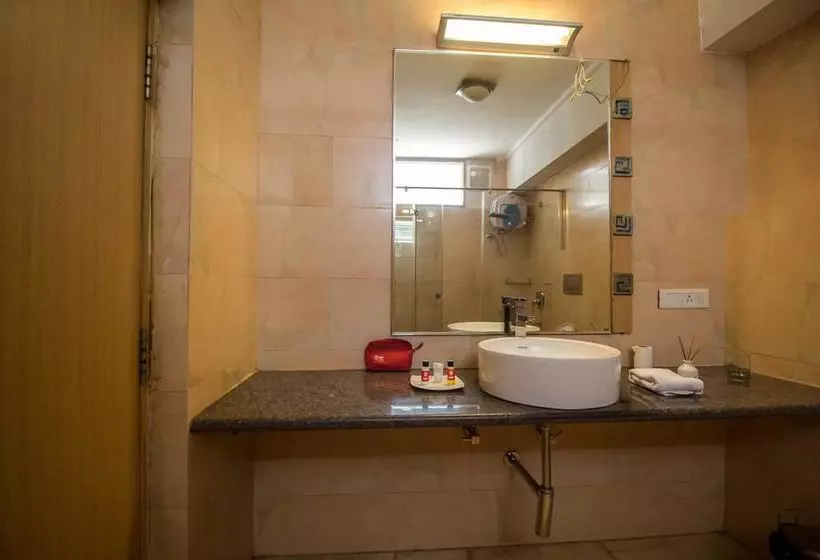 ホテル Oyo Apartments Beach Road