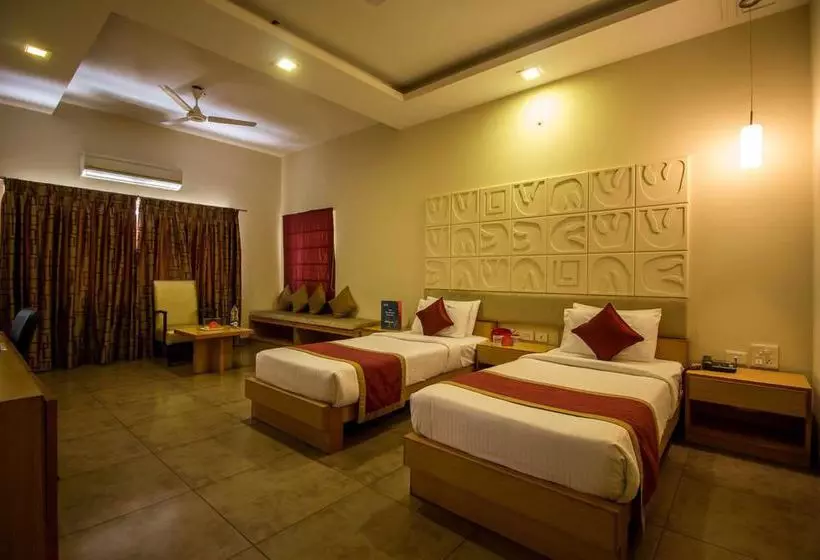 ホテル Oyo Apartments Beach Road