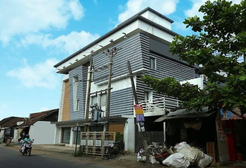 ホテル Oyo Rooms Alleppey Inn