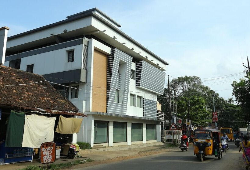 ホテル Oyo Rooms Alleppey Inn
