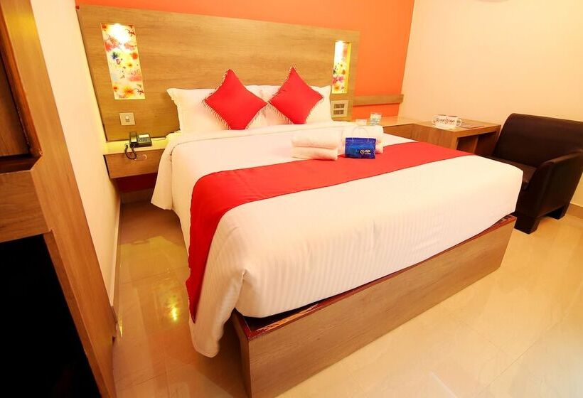 ホテル Oyo Rooms Alleppey Inn