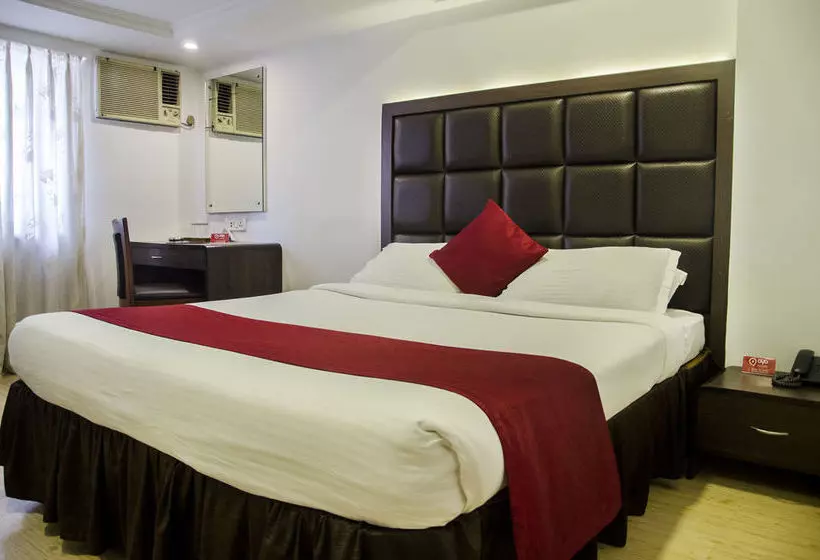 ホテル Oyo Rooms Gaffar Market 1
