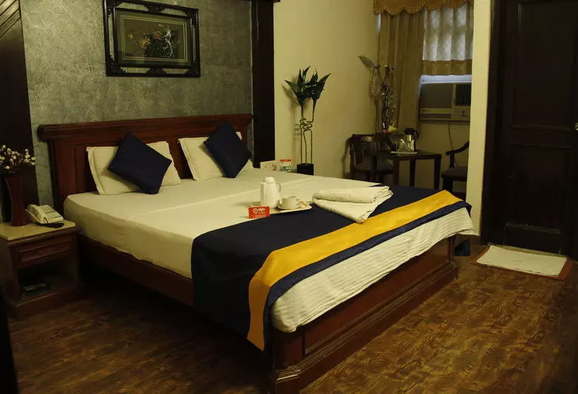 ホテル Oyo Rooms Gaffar Market 1