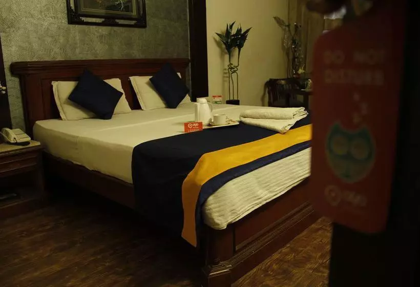 ホテル Oyo Rooms Gaffar Market 1