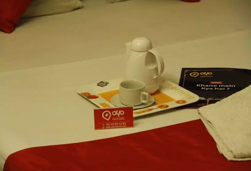ホテル Oyo Rooms Gaffar Market 1