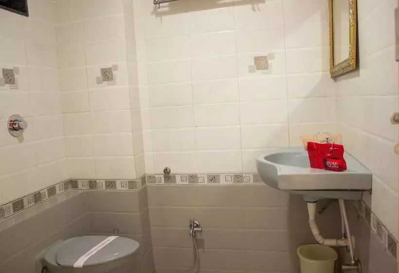 ホテル Oyo Rooms Sadar Nagpur