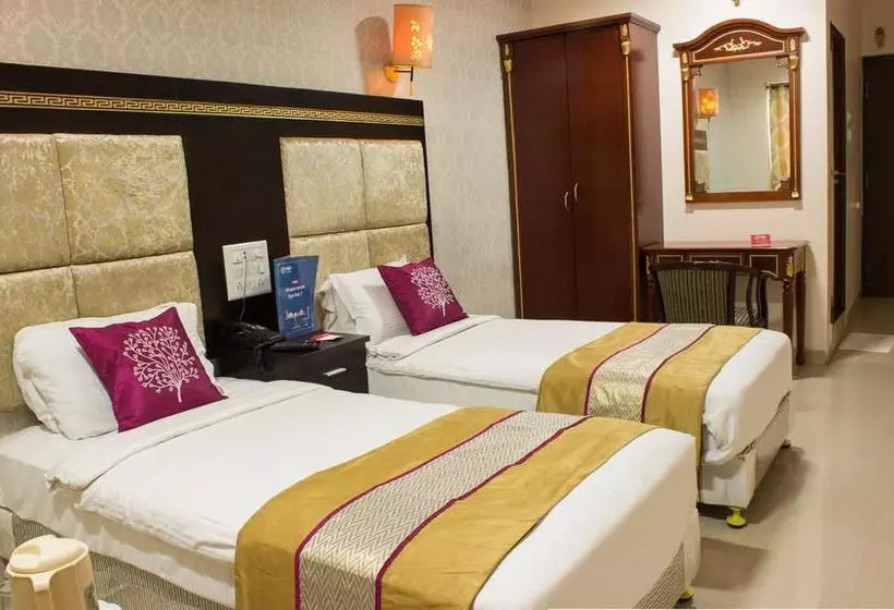 ホテル Oyo Rooms Sadar Nagpur