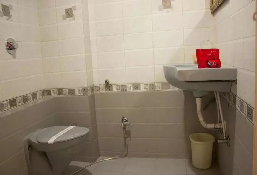 ホテル Oyo Rooms Sadar Nagpur