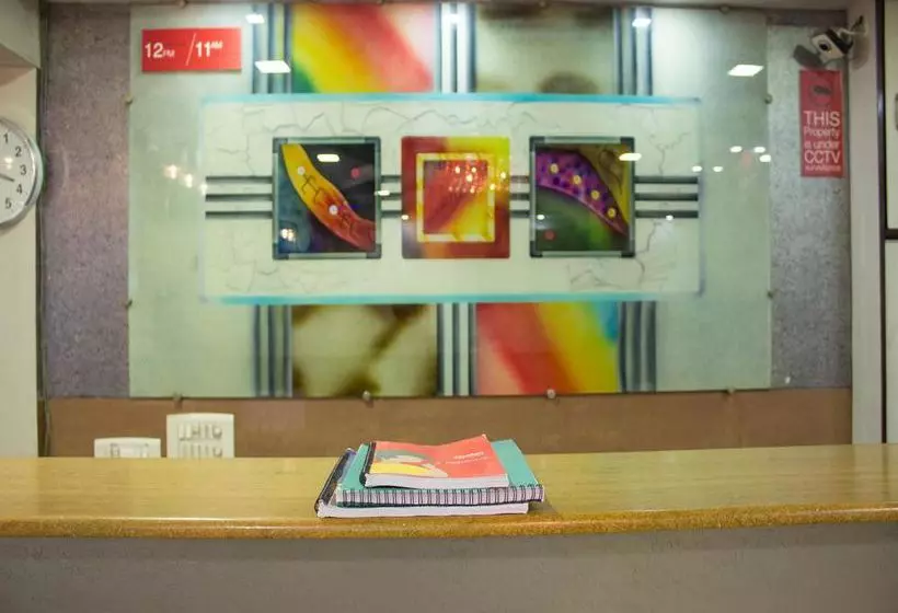 ホテル Oyo Rooms Sadar Nagpur