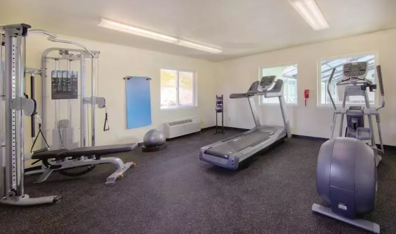 בית מלון כפרי Worldmark Surfside Inn