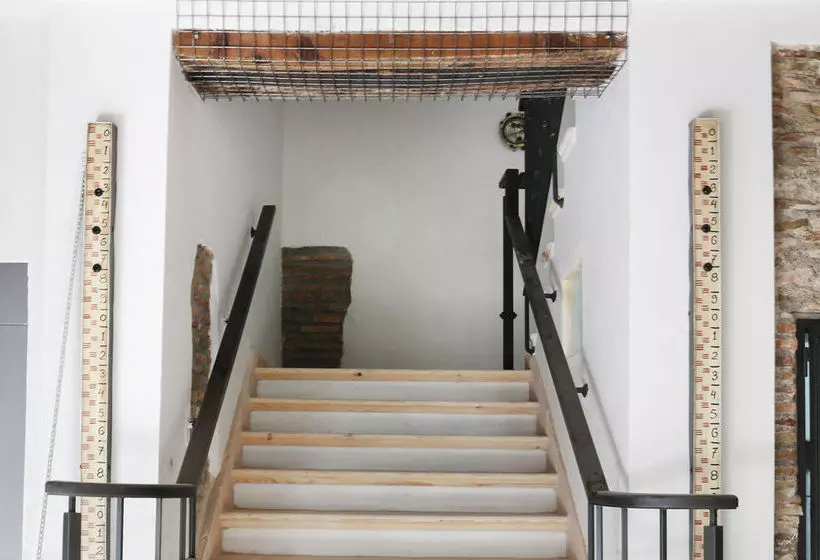 Lemon Rock Hostel