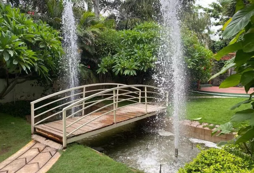 Mrugavani Resort & Spa