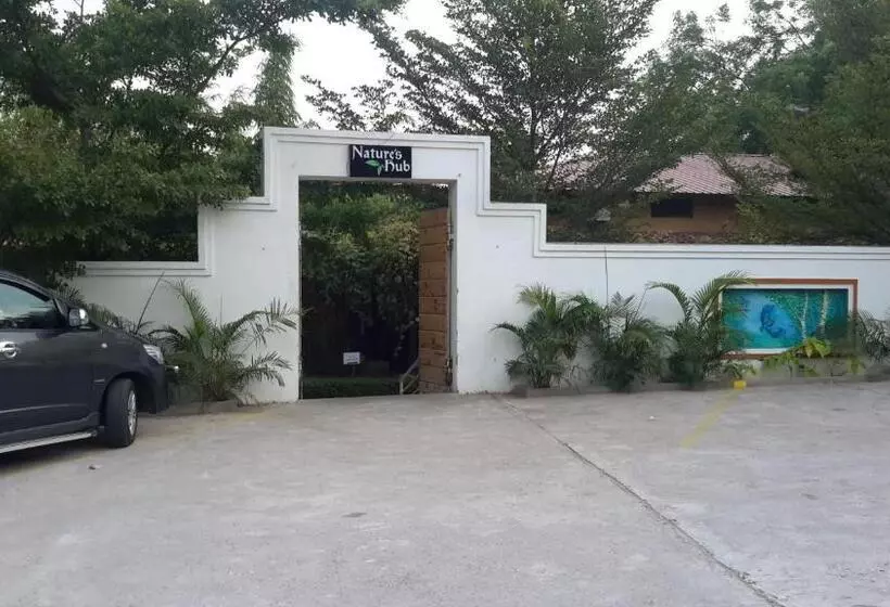 Mrugavani Resort & Spa