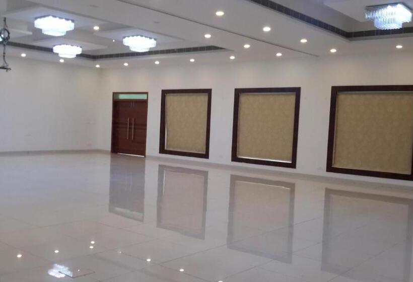 Mrugavani Resort & Spa