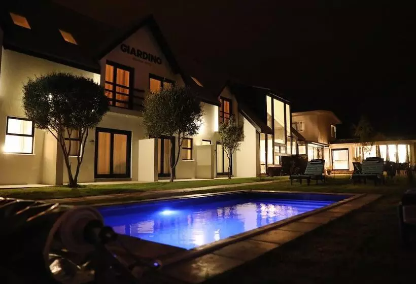 پانسیون Giardino Boutique