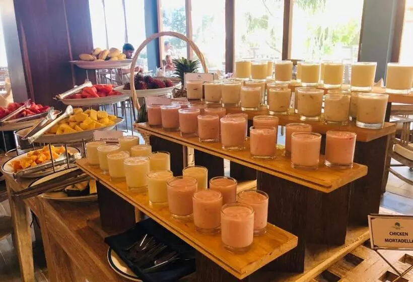 Thaproban Pavilion Resort & Spa