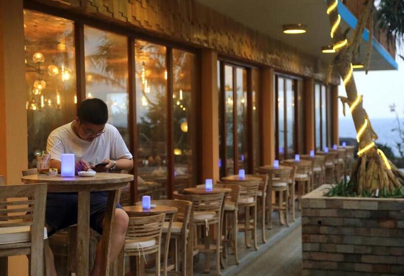 Thaproban Pavilion Resort & Spa