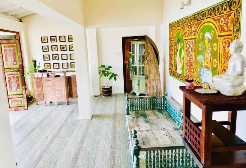 Thaproban Pavilion Resort & Spa