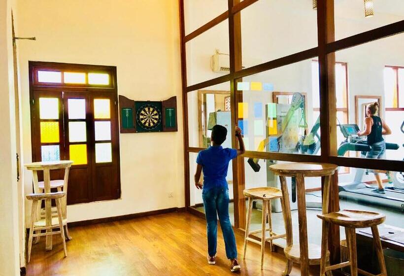 Thaproban Pavilion Resort & Spa