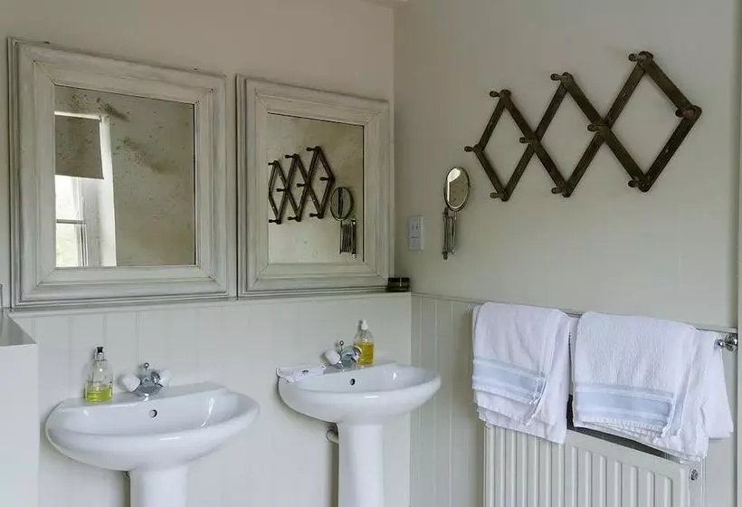 Bed and Breakfast Heron House