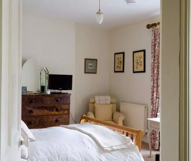 Bed and Breakfast Heron House