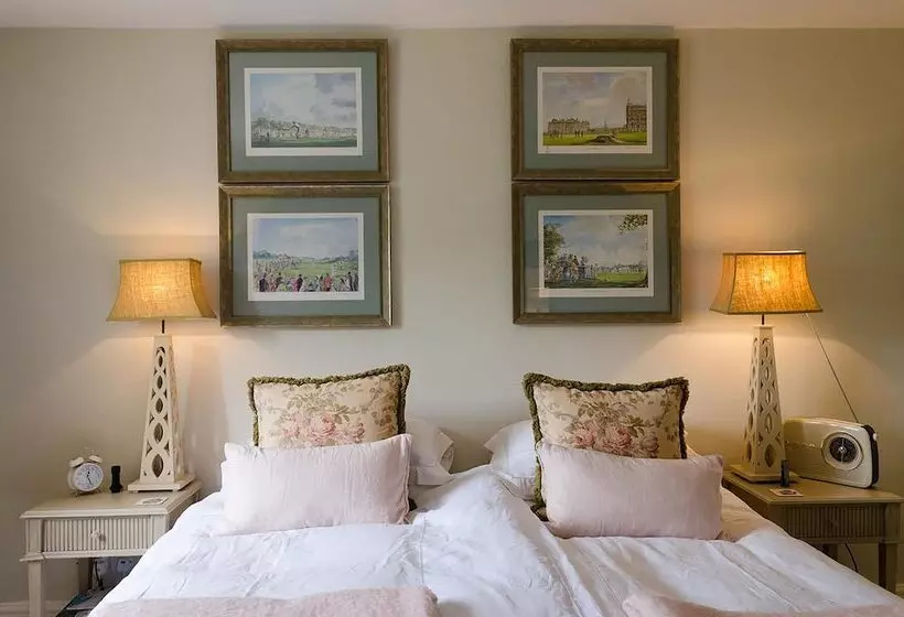 Bed and Breakfast Heron House