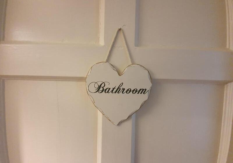 ベッドアンドブレックファースト Parkhead House