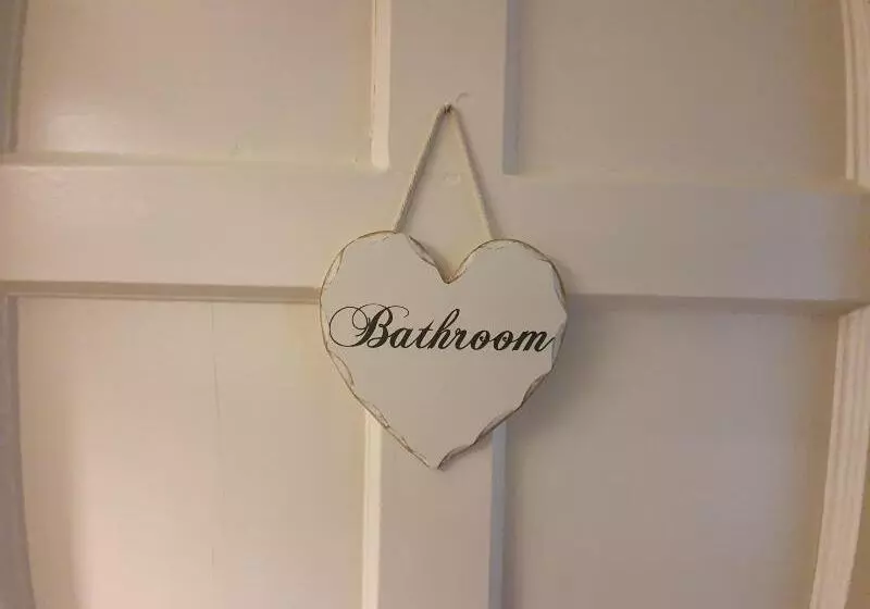 Bed and Breakfast Parkhead House