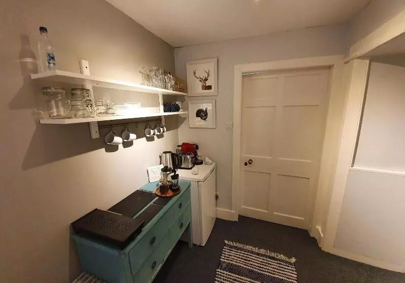 Bed and Breakfast Parkhead House