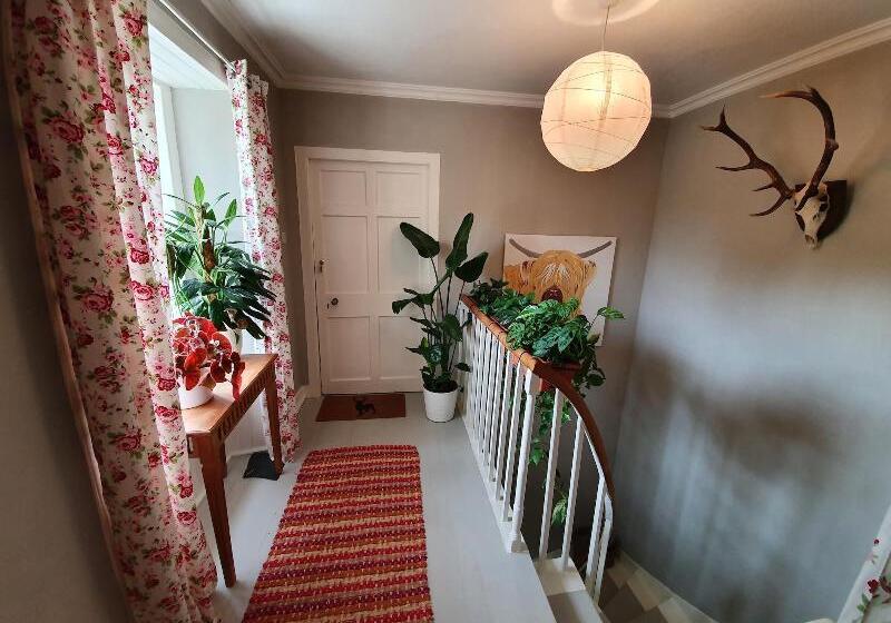 ベッドアンドブレックファースト Parkhead House