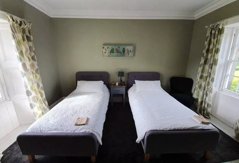 Bed and Breakfast Parkhead House