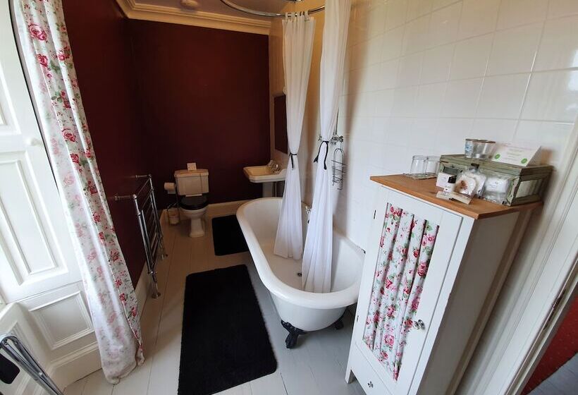 ベッドアンドブレックファースト Parkhead House