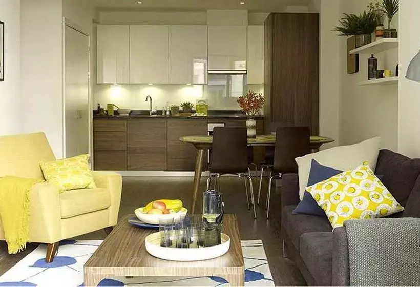 Bridgestreet Stratford City