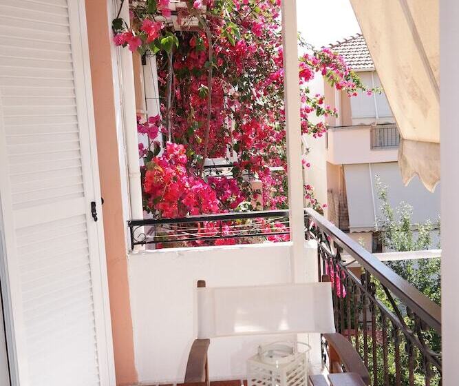 בית מלון כפרי Avra