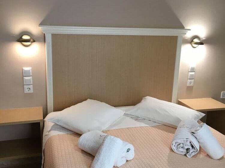 בית מלון כפרי Avra