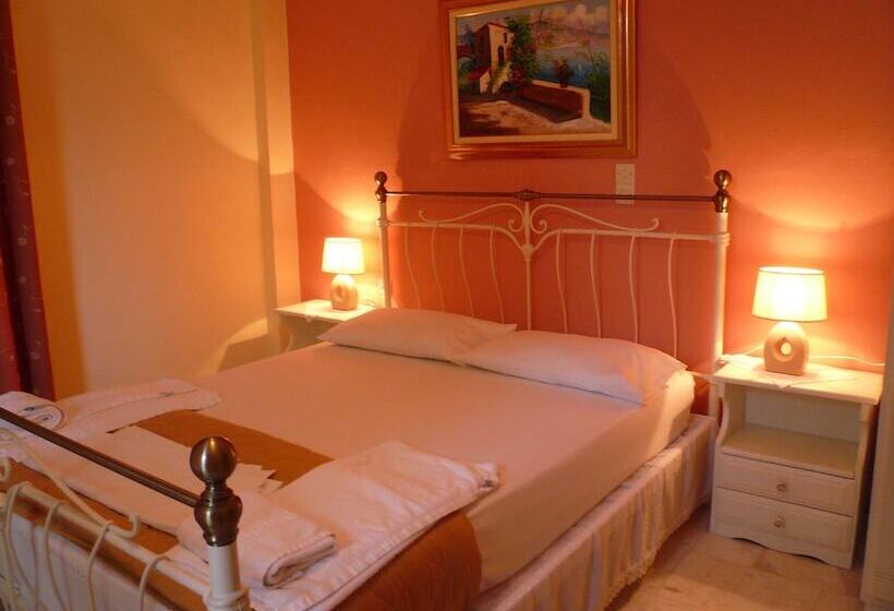 בית מלון כפרי Avra