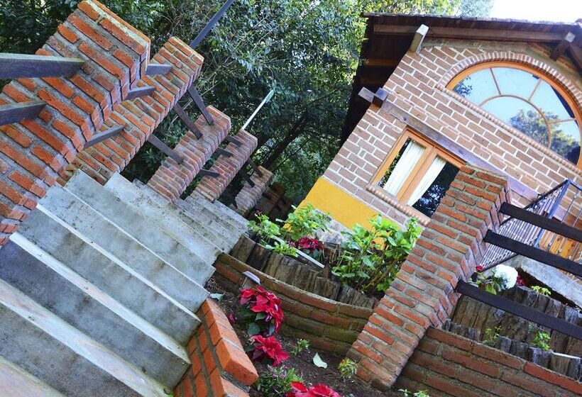 Hotel Bosque La Luna